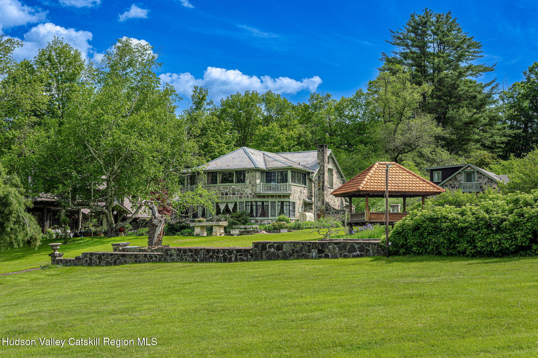 Wittenberg Road, Mount Tremper, New York - 9 Bedrooms  
8.5 Bathrooms  
19 Rooms - 