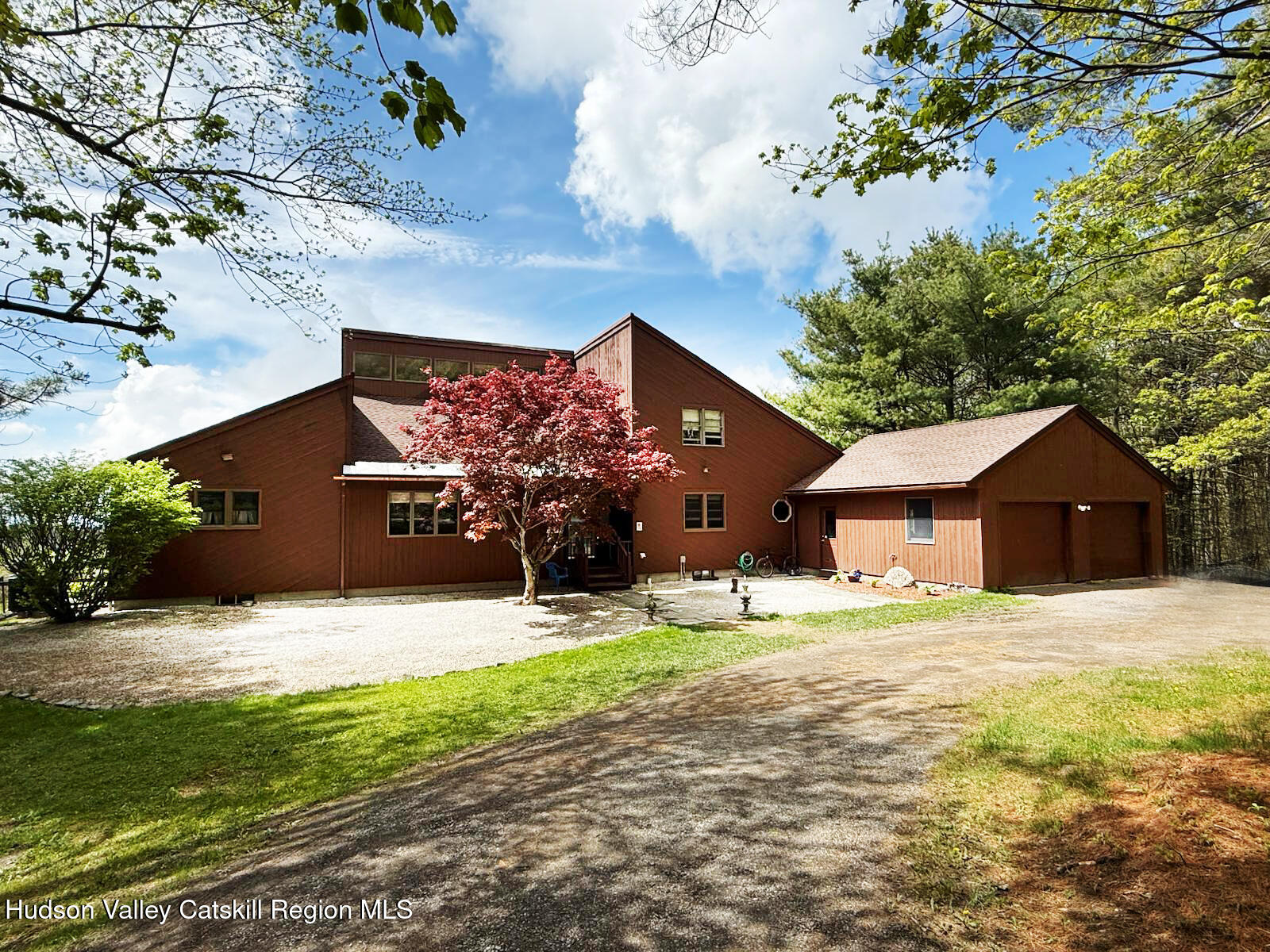 East Chatham, New York 12060, United States, 3 Bedrooms Bedrooms, ,3 BathroomsBathrooms,Residential,Active,151677