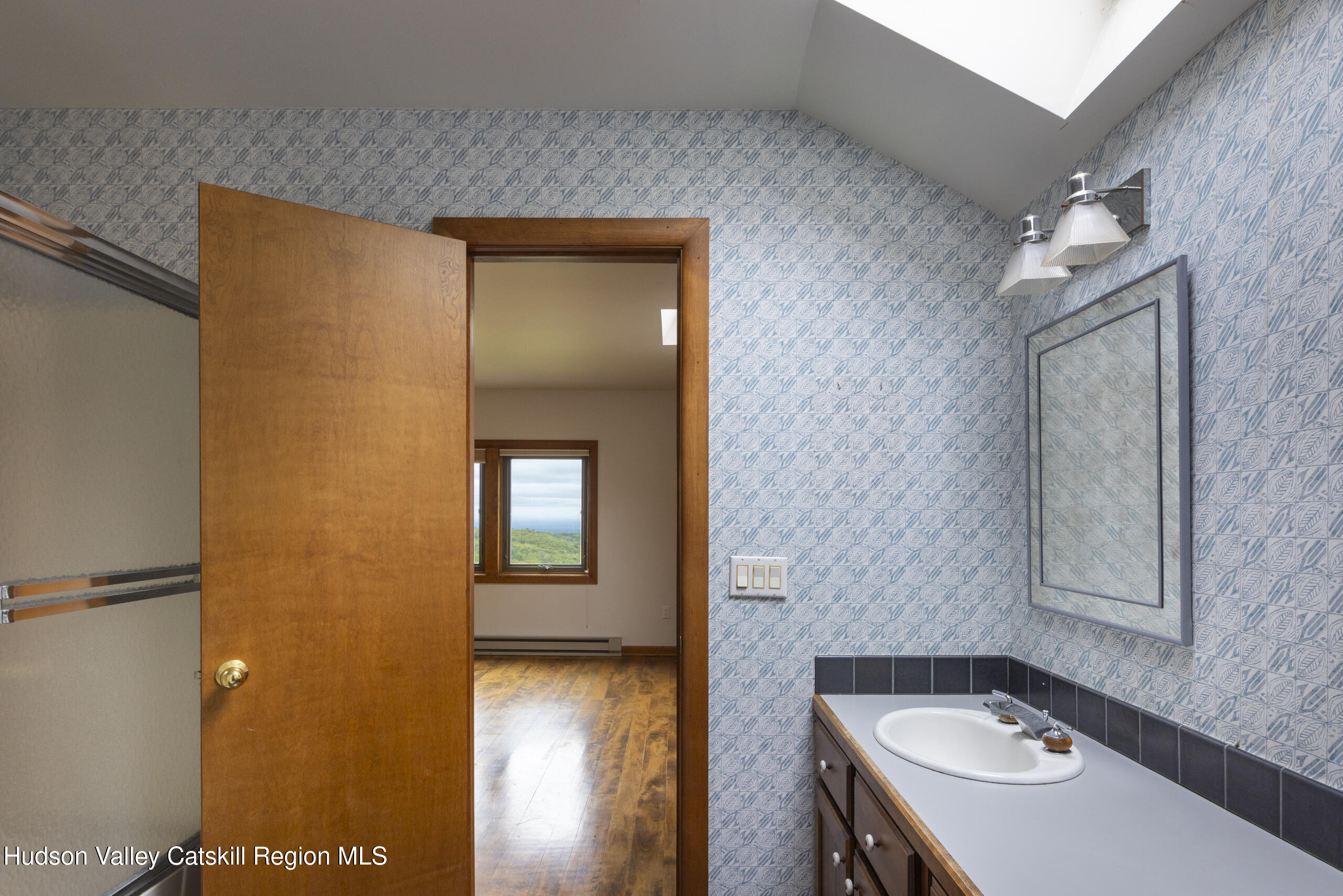 East Chatham, New York 12060, United States, 3 Bedrooms Bedrooms, ,3 BathroomsBathrooms,Residential,Active,151677