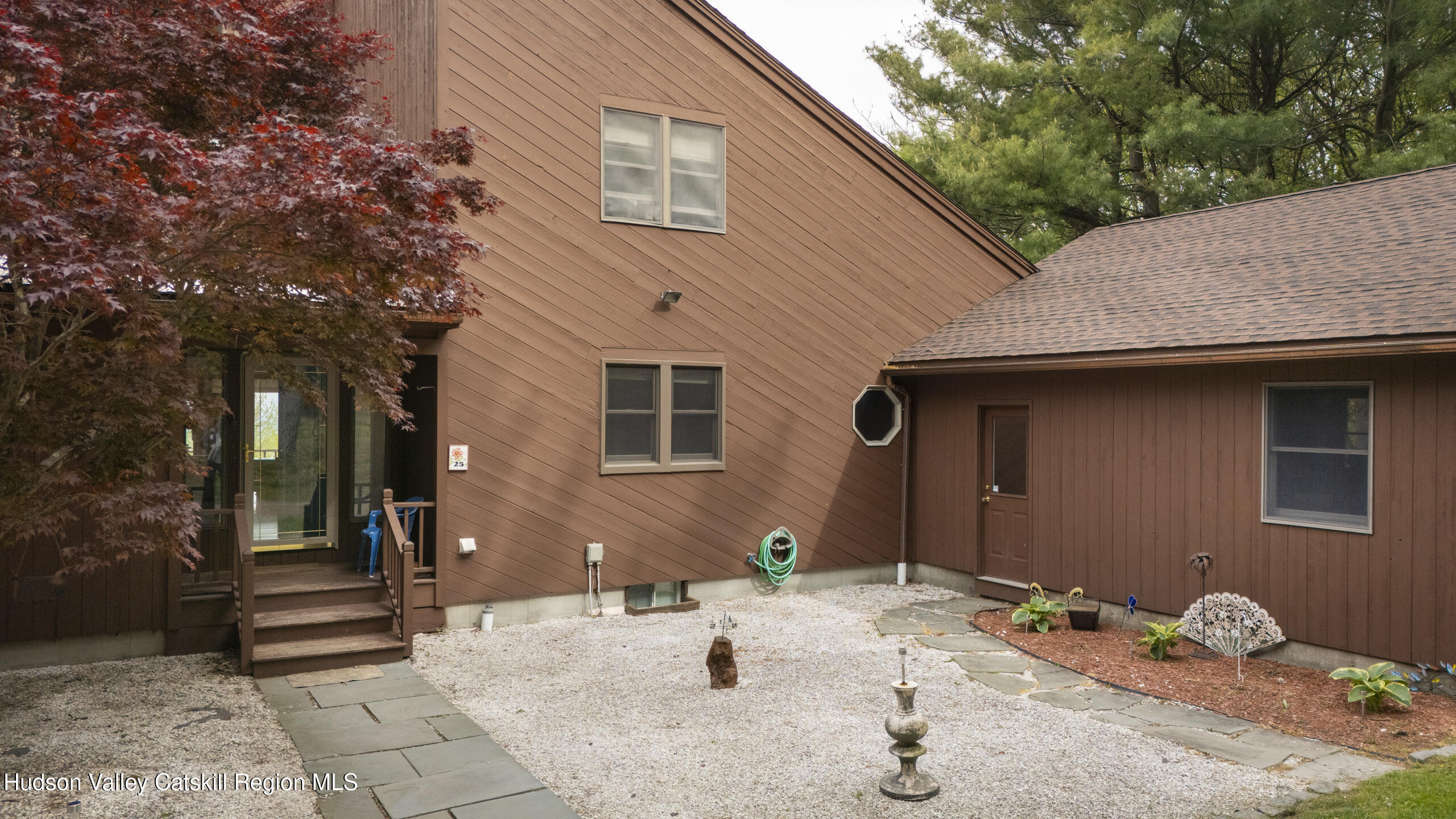 East Chatham, New York 12060, United States, 3 Bedrooms Bedrooms, ,3 BathroomsBathrooms,Residential,Active,151677