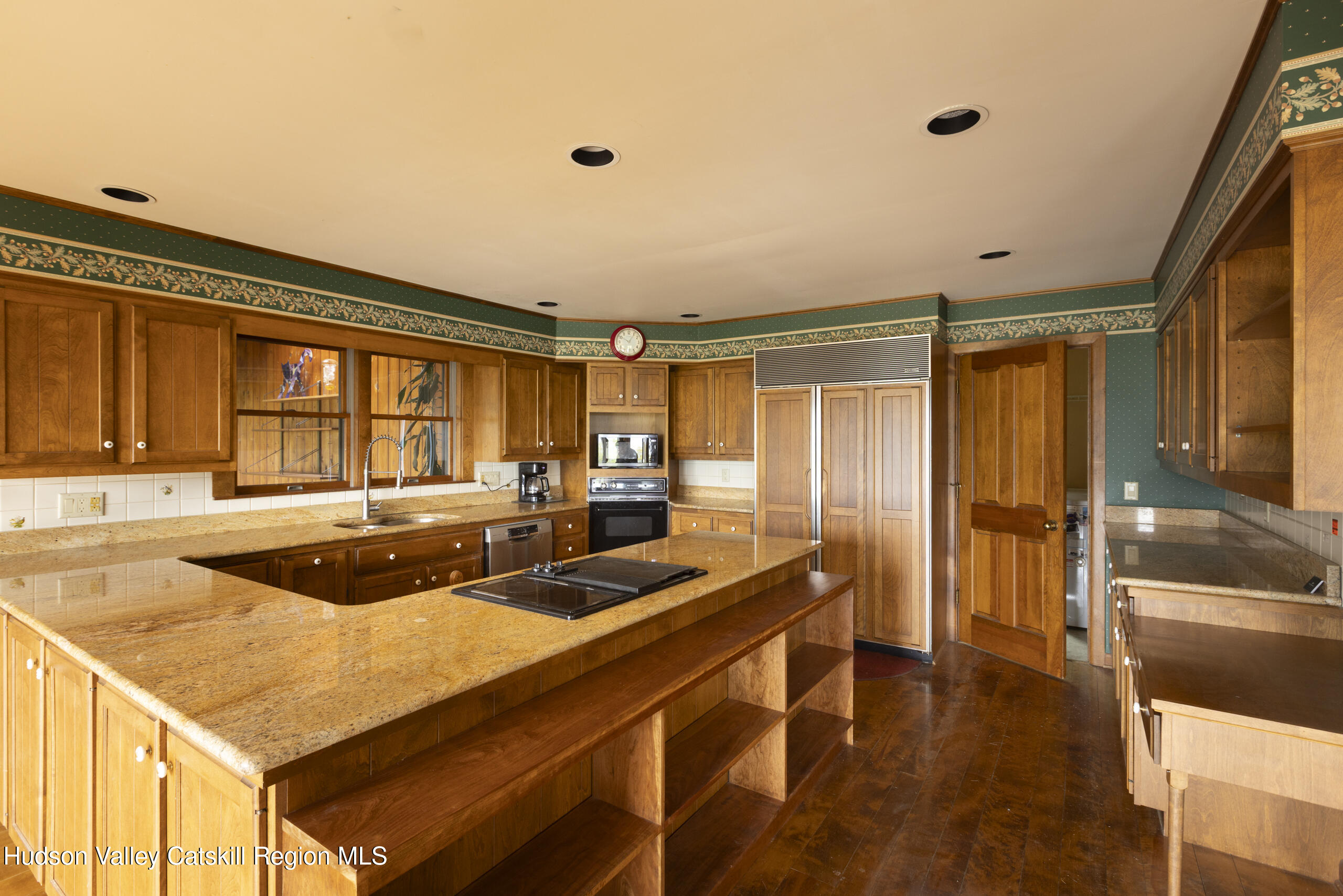 East Chatham, New York 12060, United States, 3 Bedrooms Bedrooms, ,3 BathroomsBathrooms,Residential,Active,151677