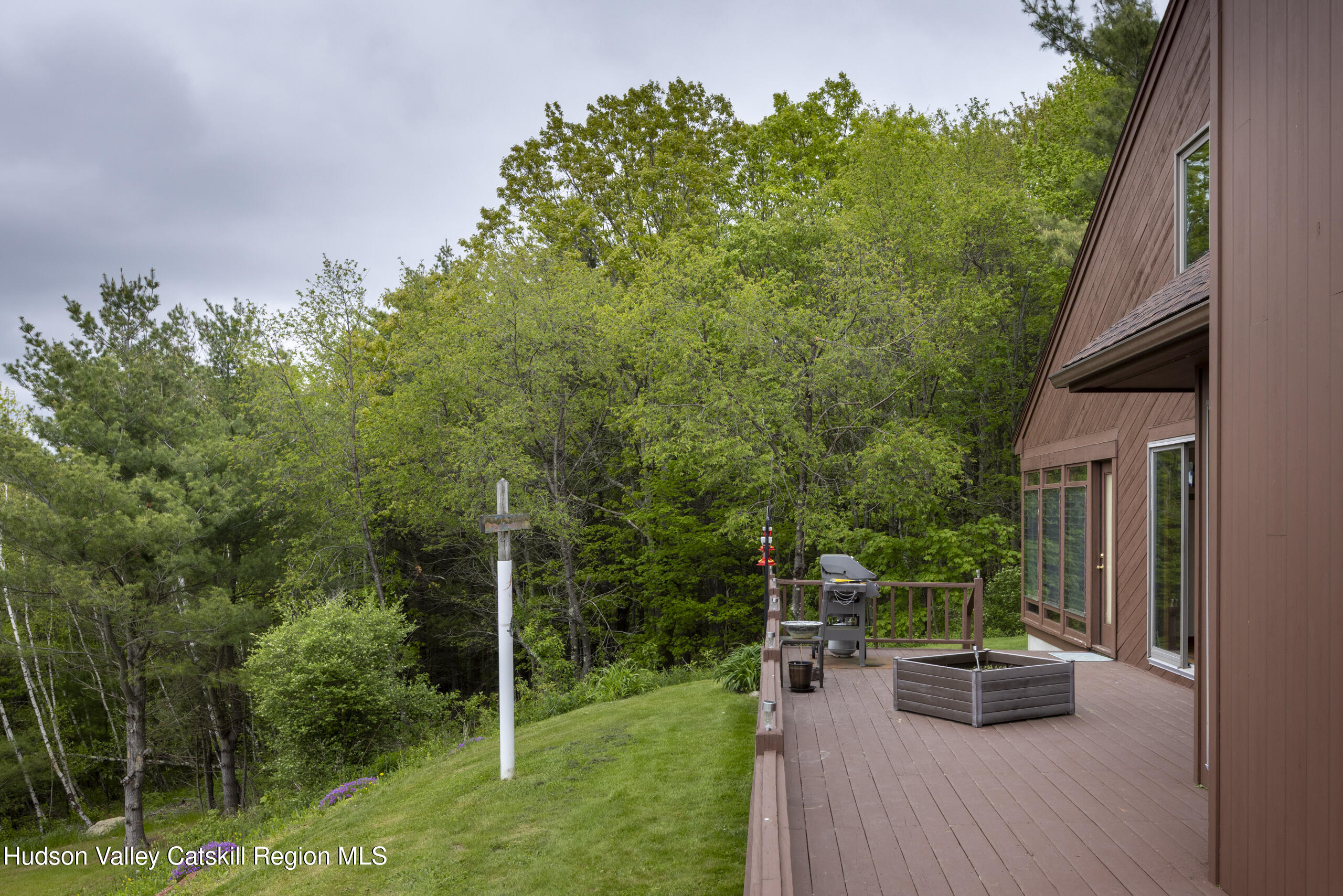 East Chatham, New York 12060, United States, 3 Bedrooms Bedrooms, ,3 BathroomsBathrooms,Residential,Active,151677