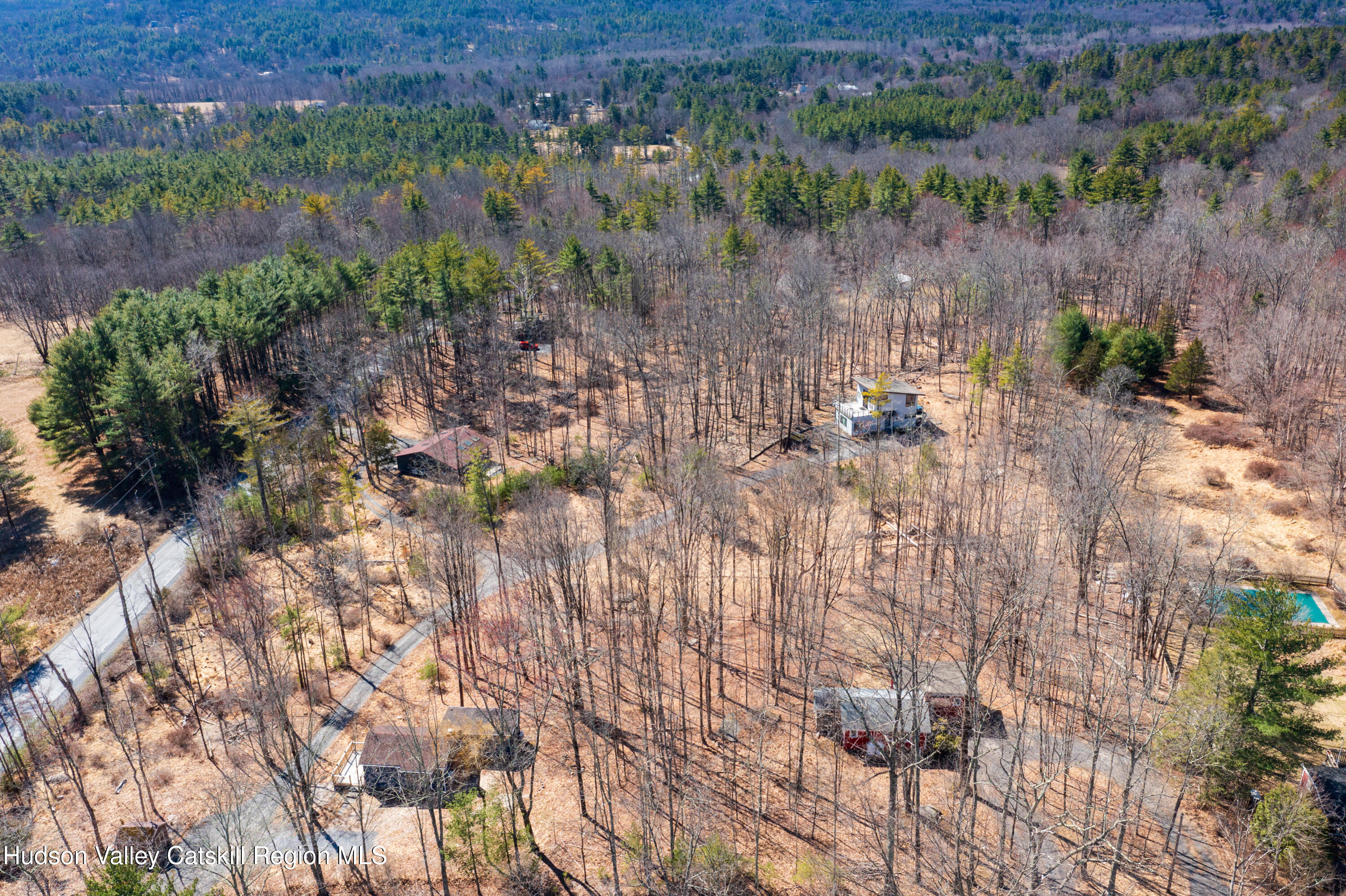 2465 Glasco Turnpike, Woodstock, New York - 7 Bedrooms - 