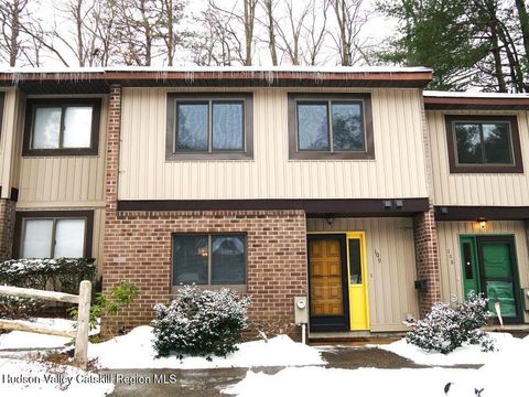 Photo of 109 Knollwood Terrace, Albany, NY 12203 (MLS # 20260064)