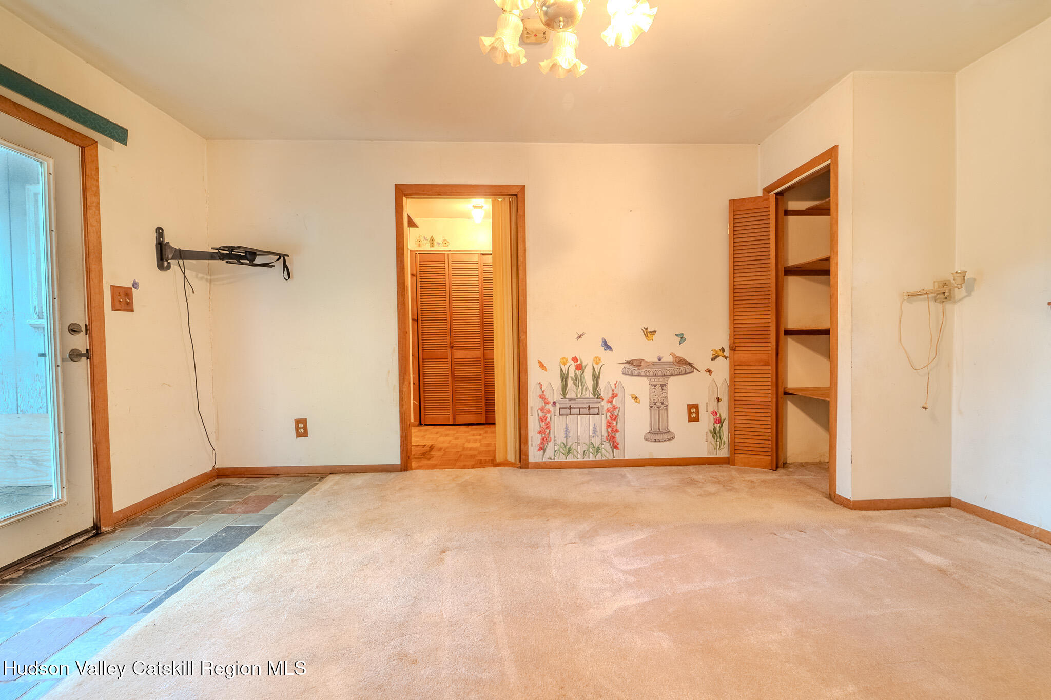 303 E Five Mile Woods Road, Catskill, Texas image 9