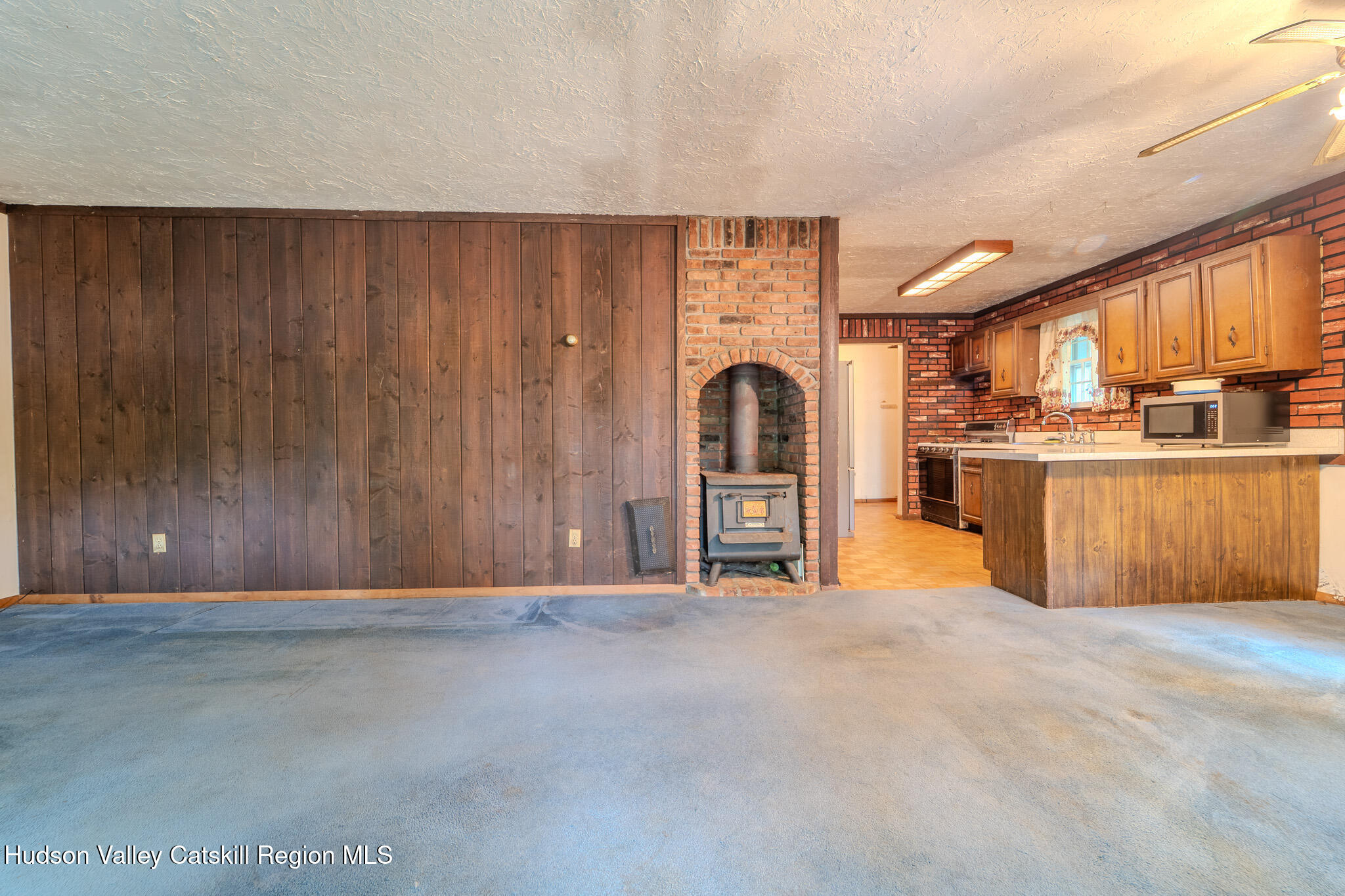 303 E Five Mile Woods Road, Catskill, Texas image 4
