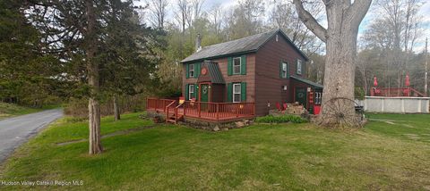 Photo of 171 Willow Brook Drive, Surprise, NY 12176 (MLS # 20261839)