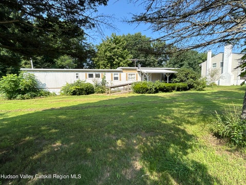 Mobile Home For Sale - 7 Woodside Street<br/> Pine Plains, NY 12567