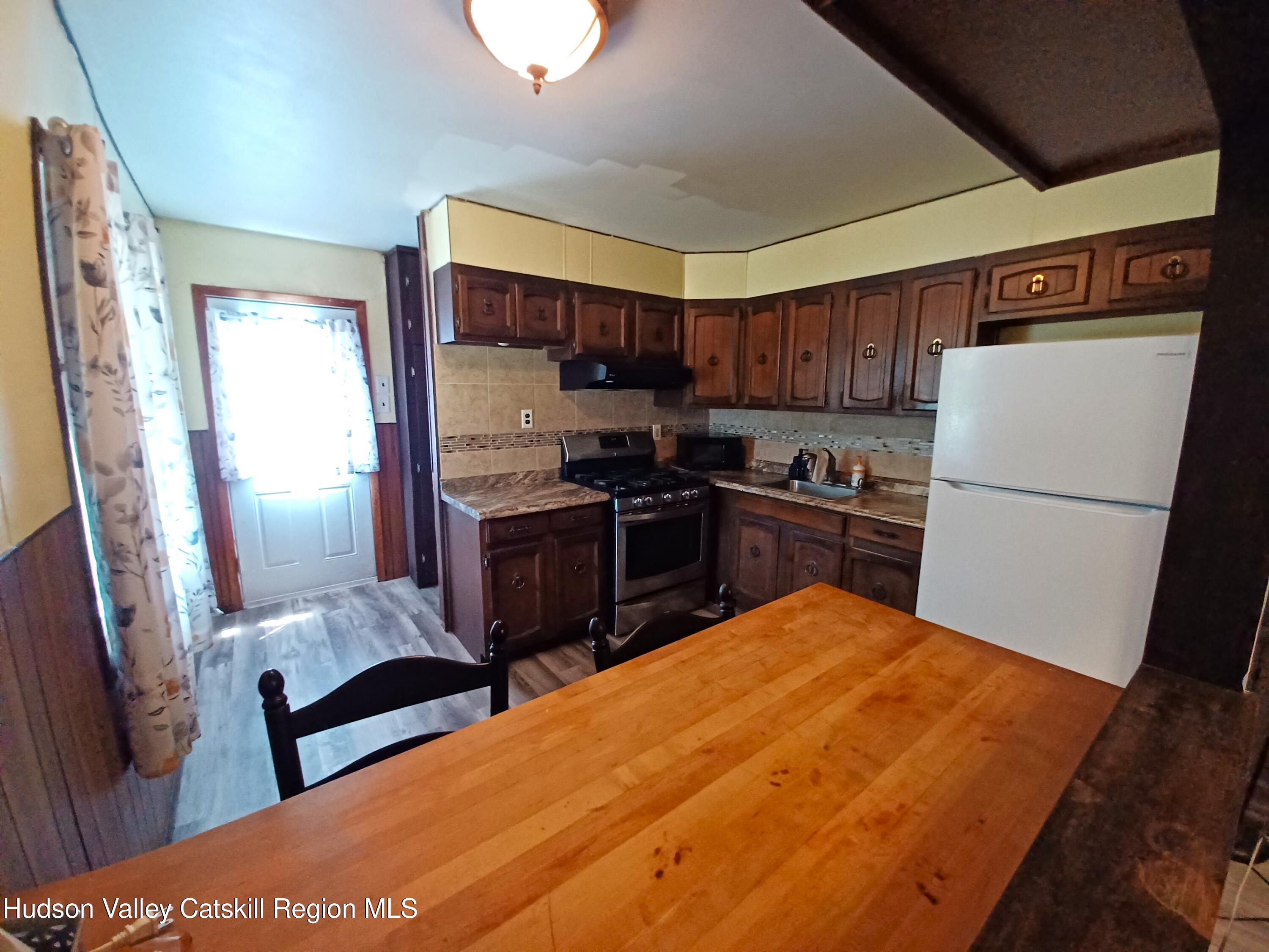 14 Center Road, High Falls, Texas image 6