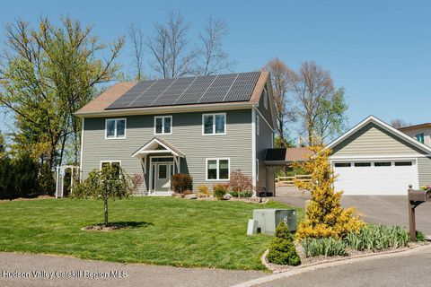 Photo of 10 Taylor Street, New Paltz, NY 12561 (MLS # 20261794)