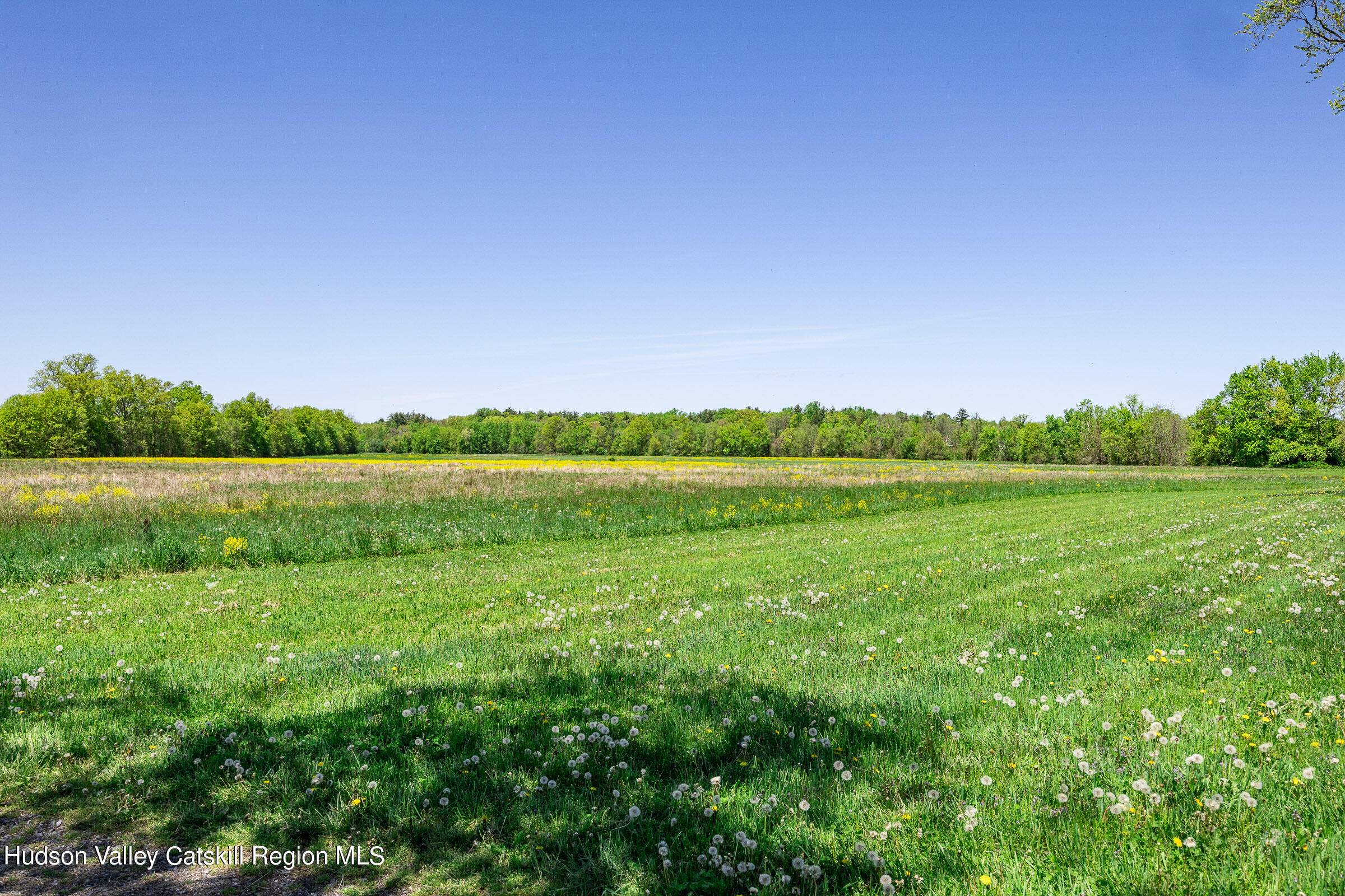 New Paltz, New York 12561, United States, 6 Bedrooms Bedrooms, ,5 BathroomsBathrooms,Residential,Active,57918