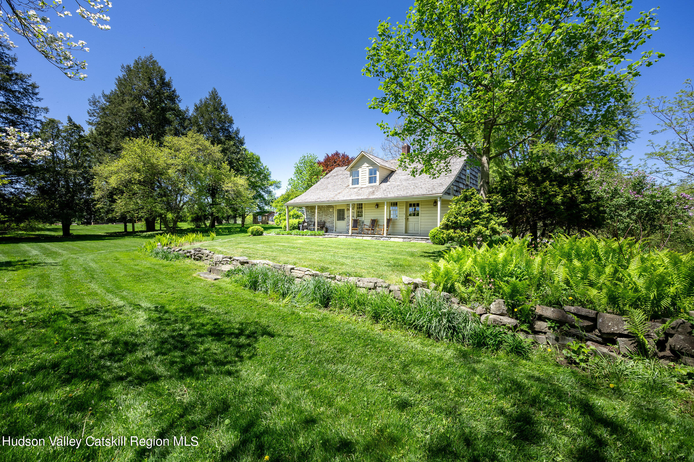 New Paltz, New York 12561, United States, 6 Bedrooms Bedrooms, ,5 BathroomsBathrooms,Residential,Active,57918