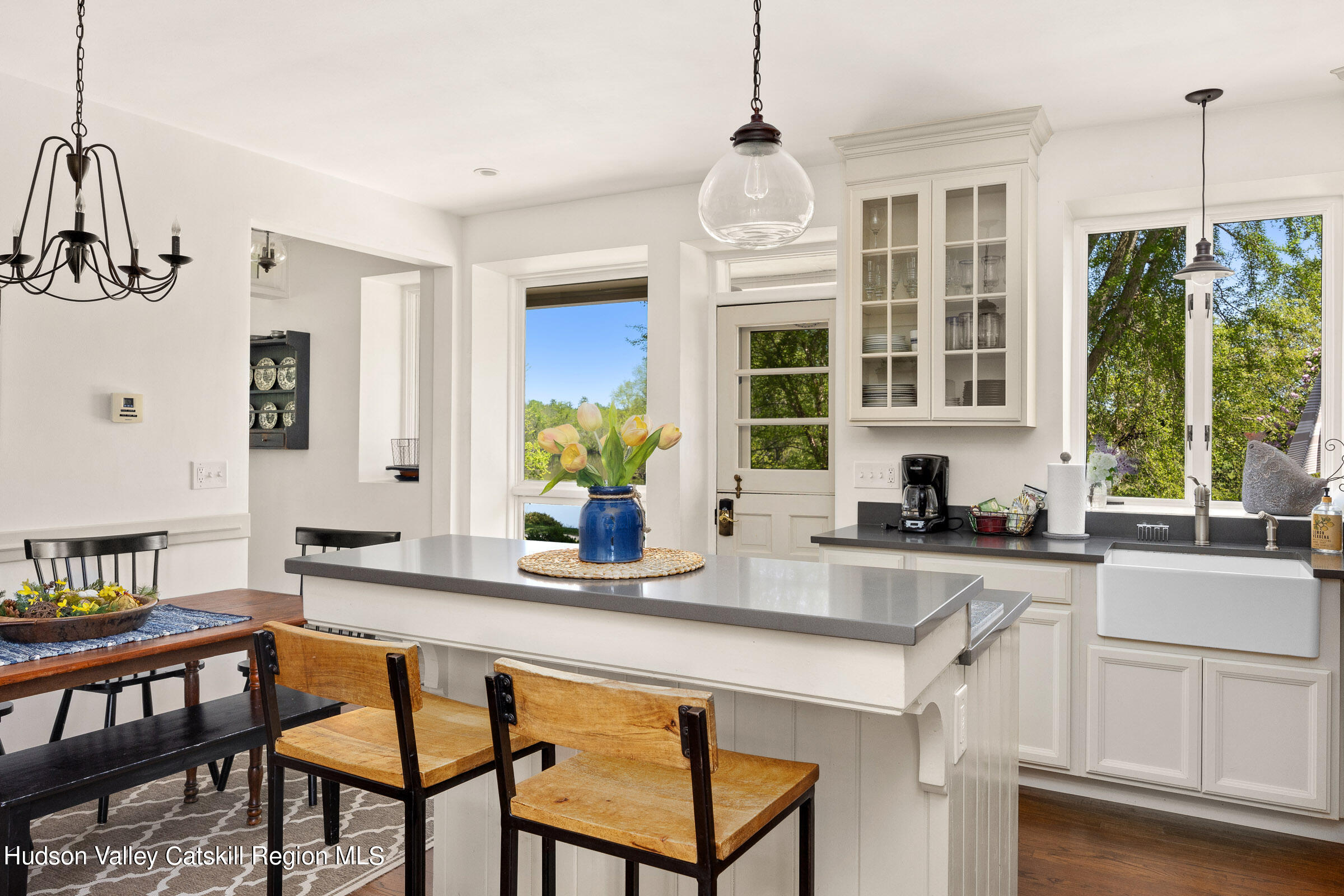 New Paltz, New York 12561, United States, 6 Bedrooms Bedrooms, ,5 BathroomsBathrooms,Residential,Active,57918