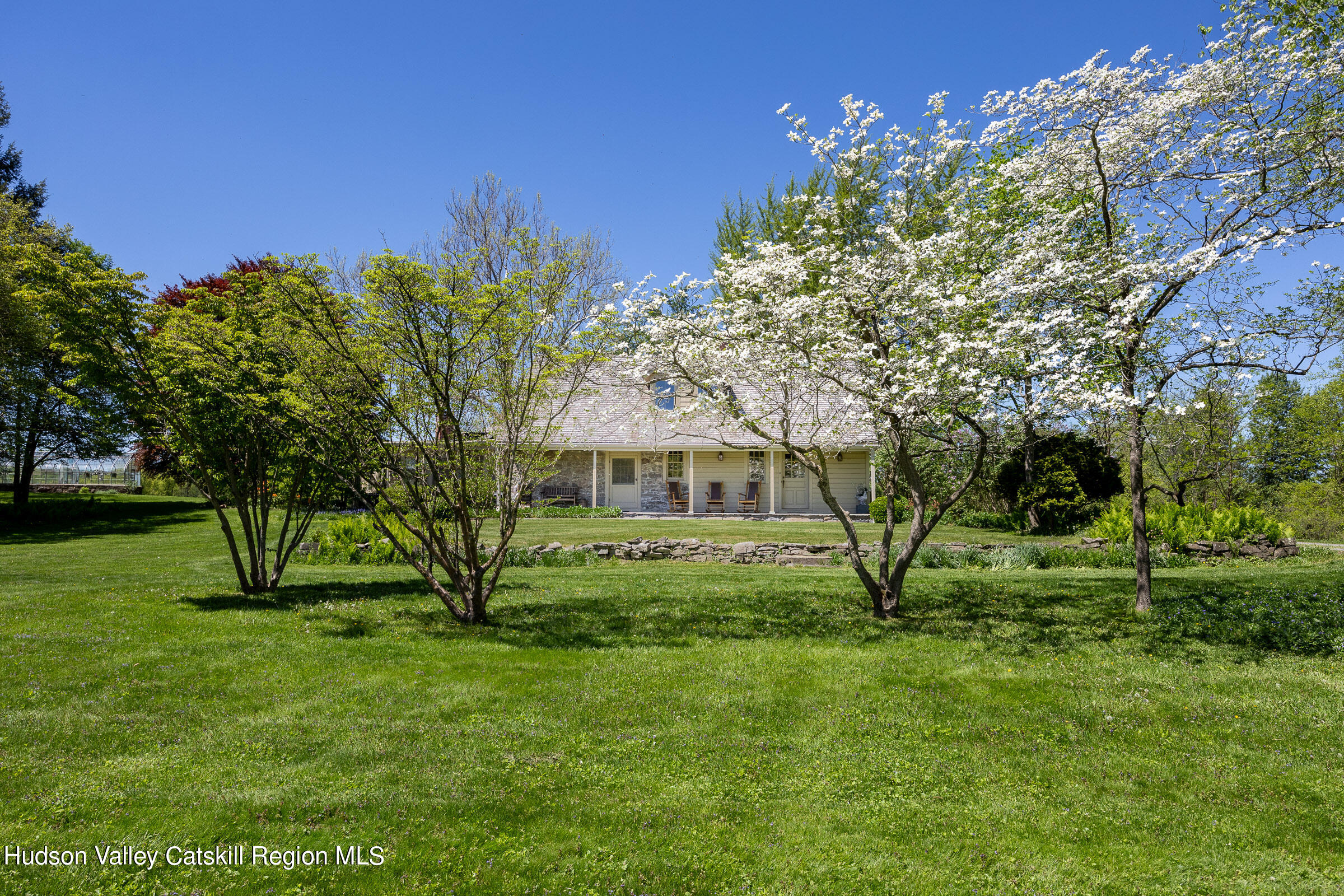 New Paltz, New York 12561, United States, 6 Bedrooms Bedrooms, ,5 BathroomsBathrooms,Residential,Active,57918