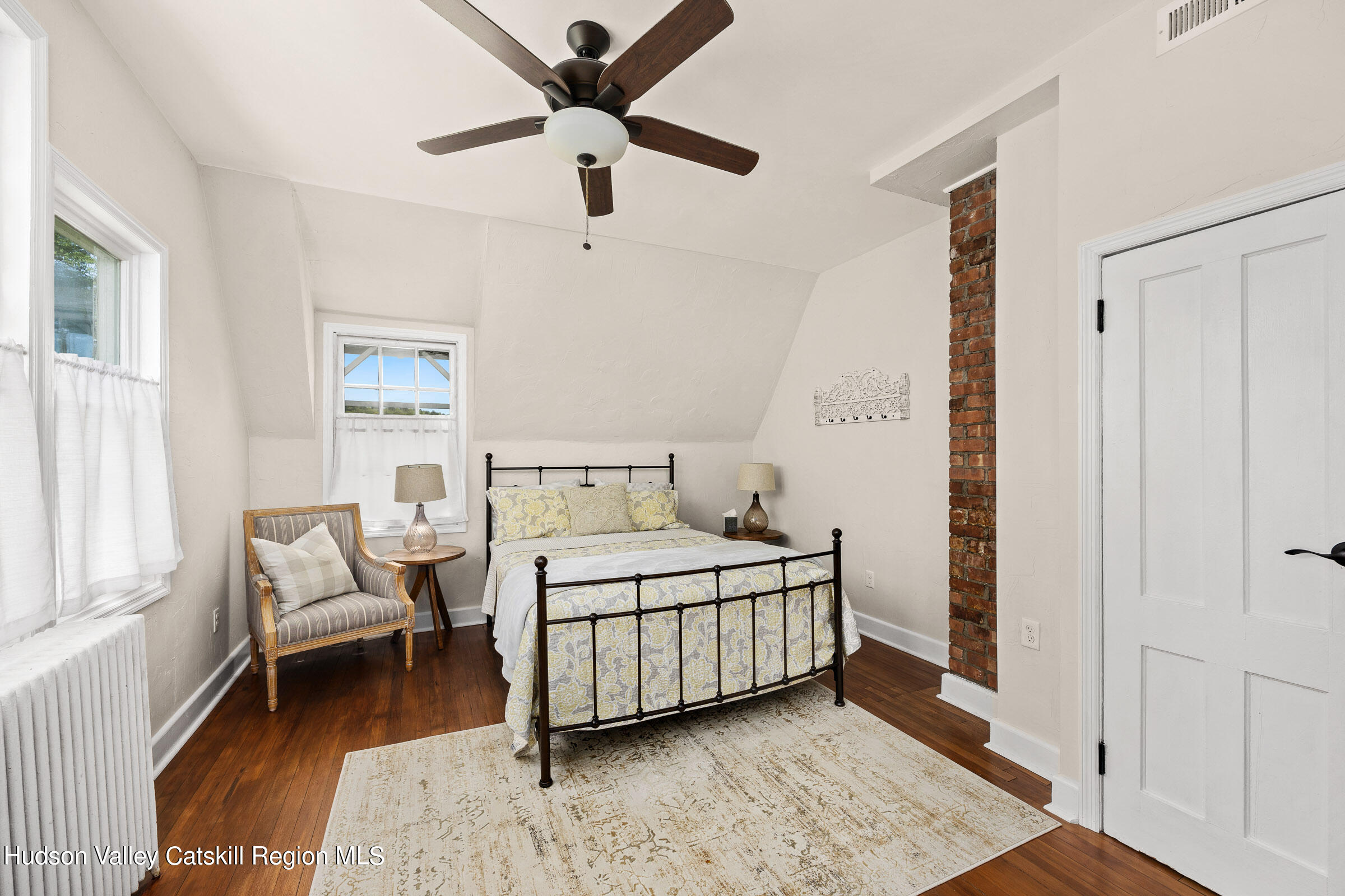 New Paltz, New York 12561, United States, 6 Bedrooms Bedrooms, ,5 BathroomsBathrooms,Residential,Active,57918