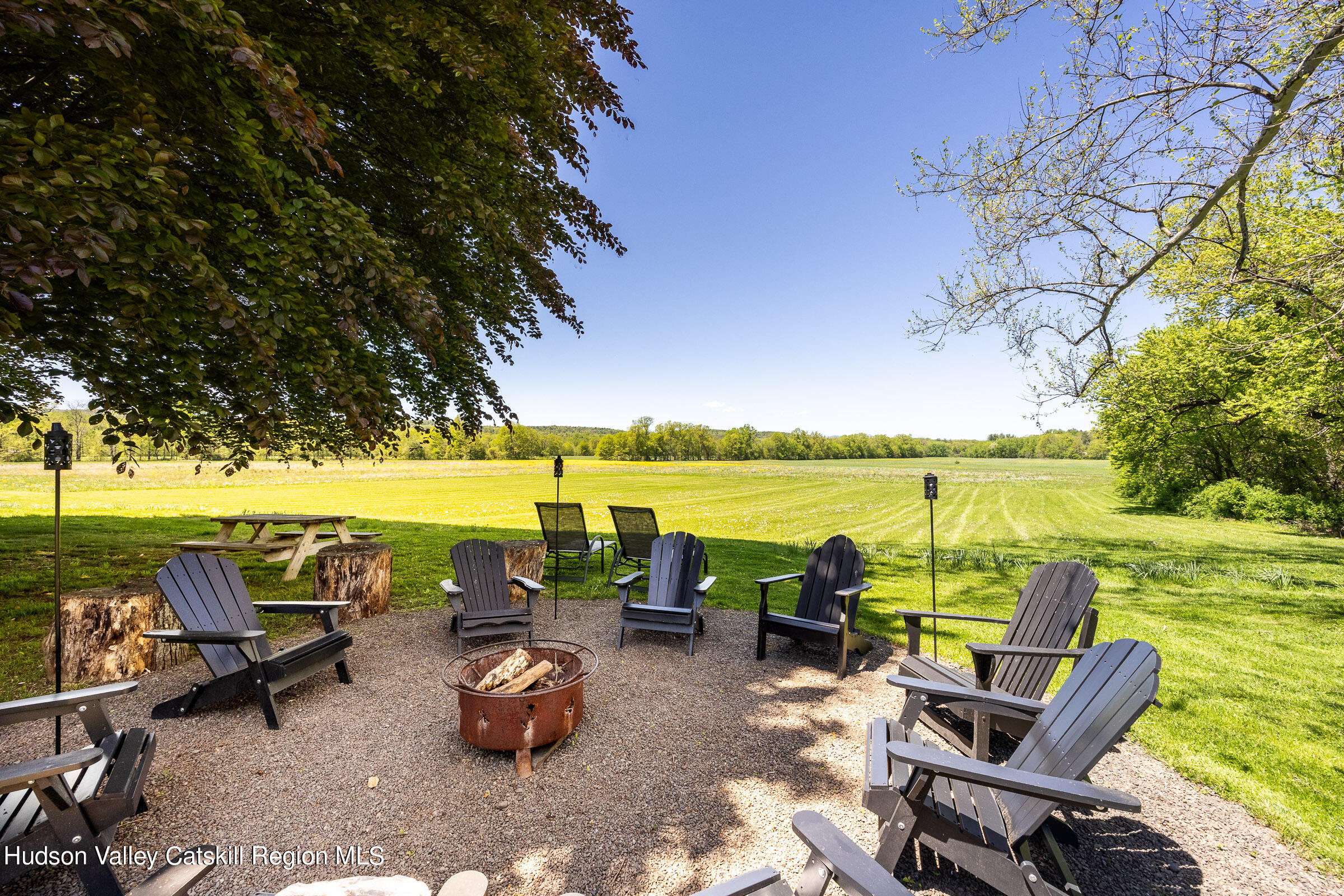 New Paltz, New York 12561, United States, 6 Bedrooms Bedrooms, ,5 BathroomsBathrooms,Residential,Active,57918