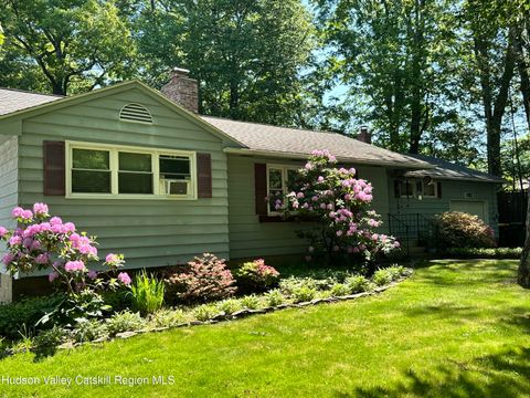 Photo of 1 Sterley Avenue, Saugerties, NY 12477 (MLS # 20262666)