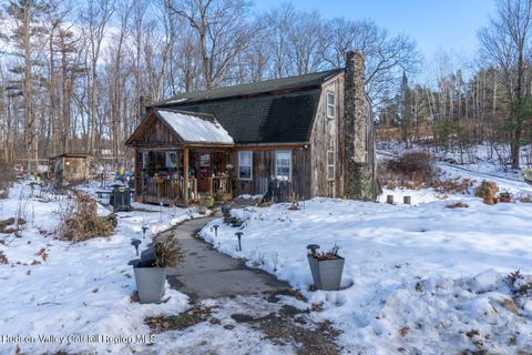 Photo of 11 Dunbar Road, Hudson, NY 12534 (MLS # 20256159)