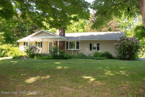 Mobile Home For Sale - 105 Broad Street<br/> Kinderhook, NY 12106