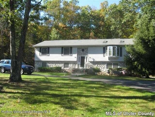 90 GALLIS HILL RD # 2, KINGSTON, NY 12401 - Image 200310b6f9d82255e9499d00abec7d97/2695489