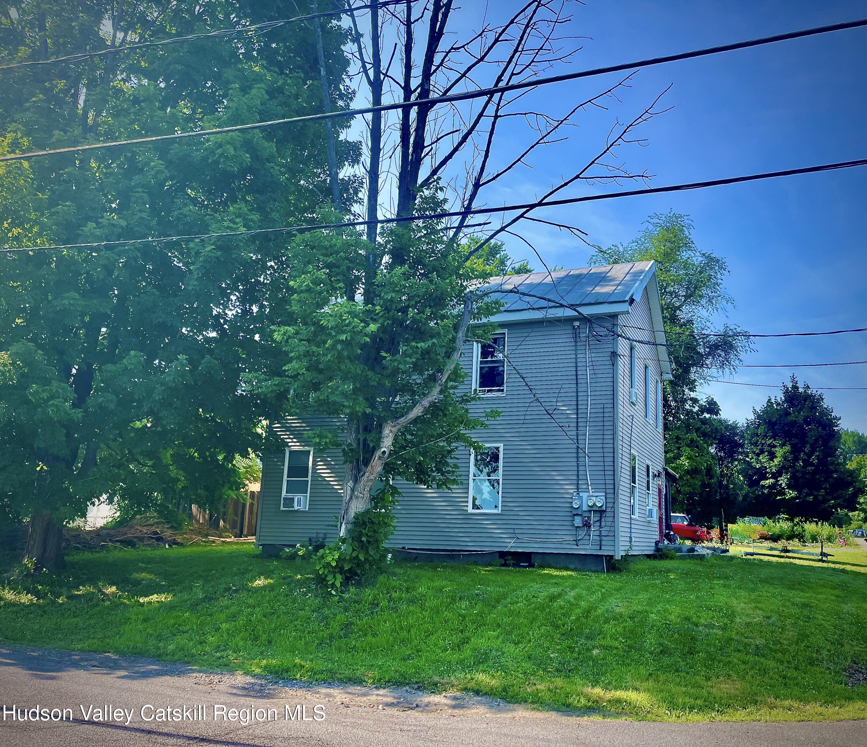 Valatie, New York 12184, United States, 5 Bedrooms Bedrooms, ,Residential,Pending,191953