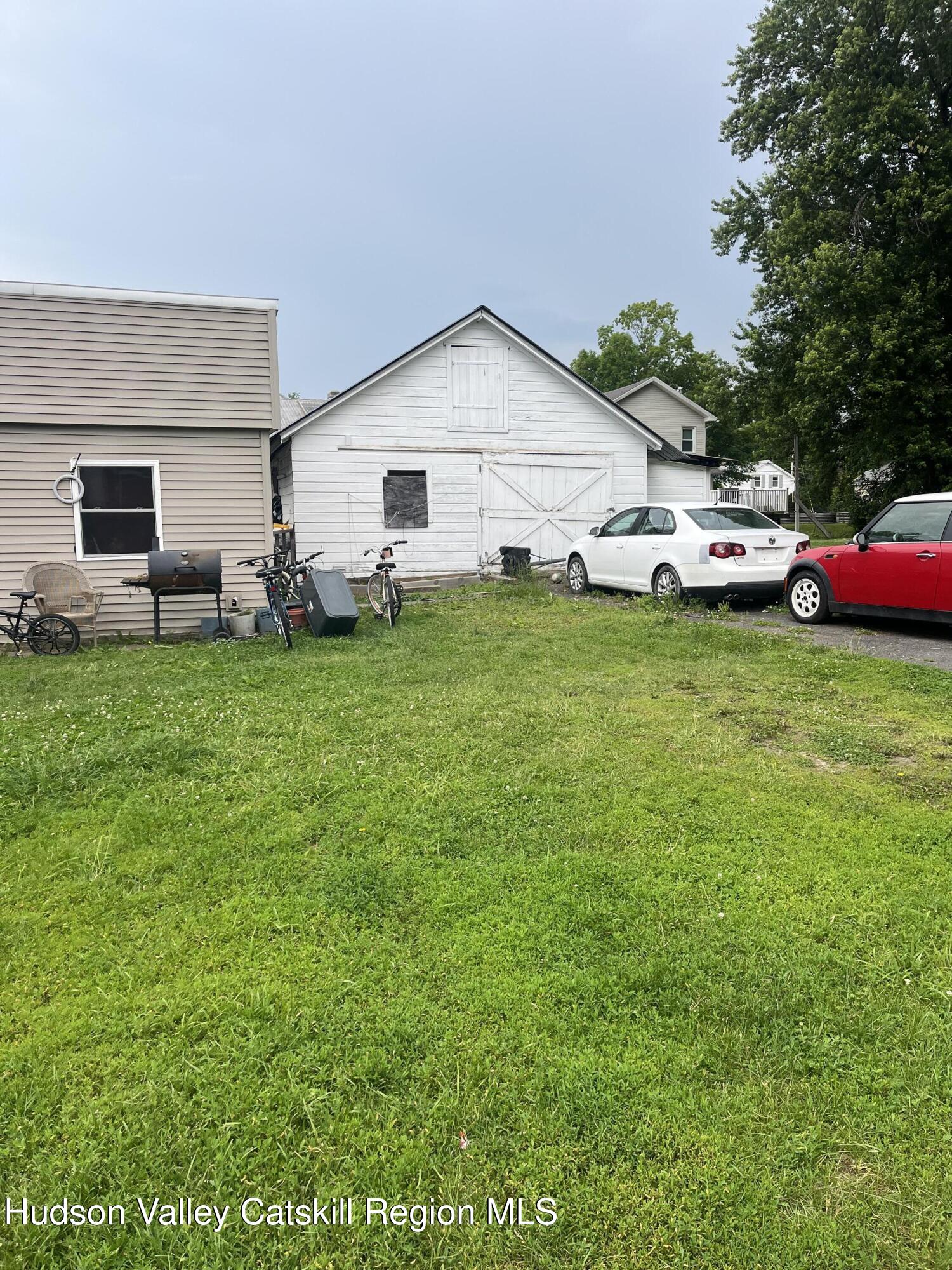 Valatie, New York 12184, United States, 5 Bedrooms Bedrooms, ,Residential,Pending,191953