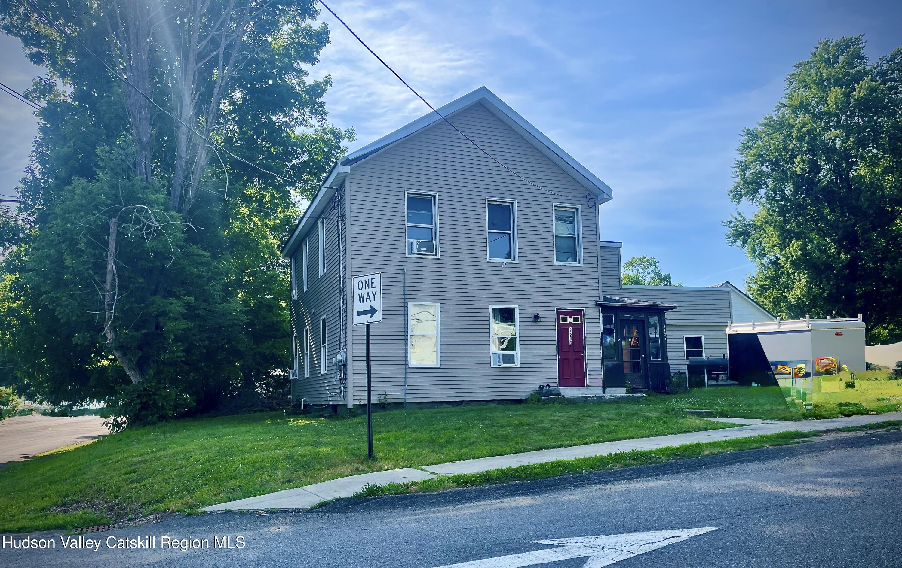 Valatie, New York 12184, United States, 5 Bedrooms Bedrooms, ,Residential,Pending,191953