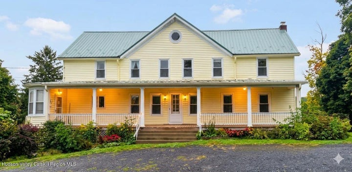 Photo 1 of 25 — 979 County Route 401, Westerlo, NY 12193