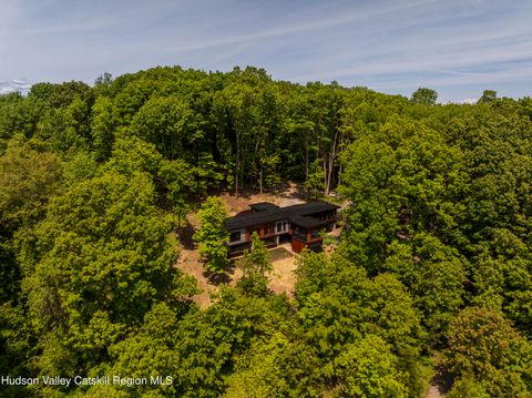 Photo of 490 Old Route 82, Craryville, NY 12521 (MLS # 20252083)