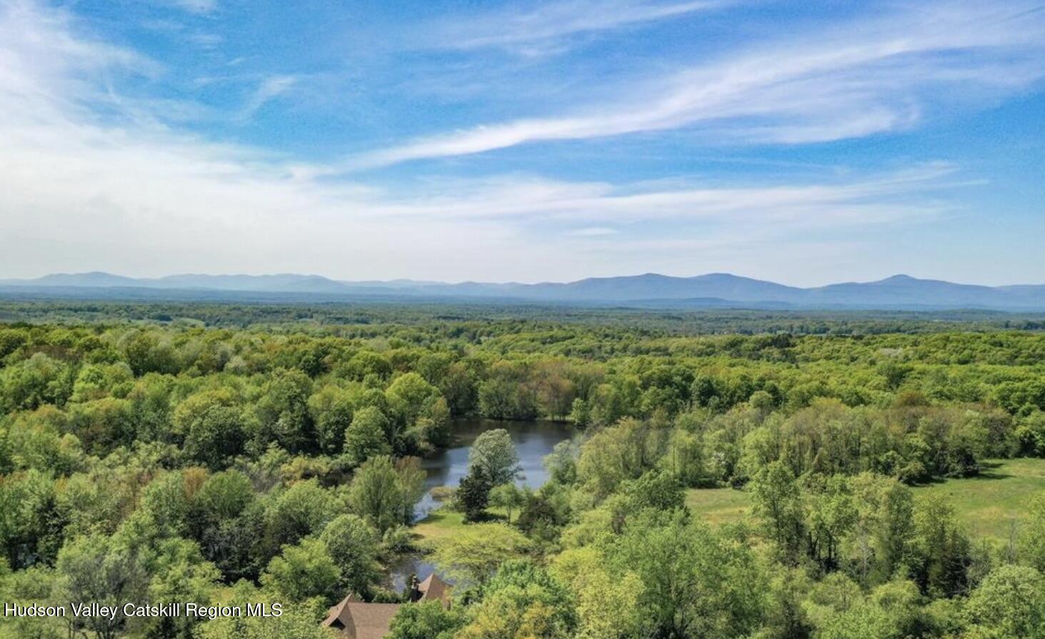 Property for Sale at 159 Sawmill Road, Milan, New York - Bedrooms: 3 
Bathrooms: 4 
Rooms: 10  - $2,950,000