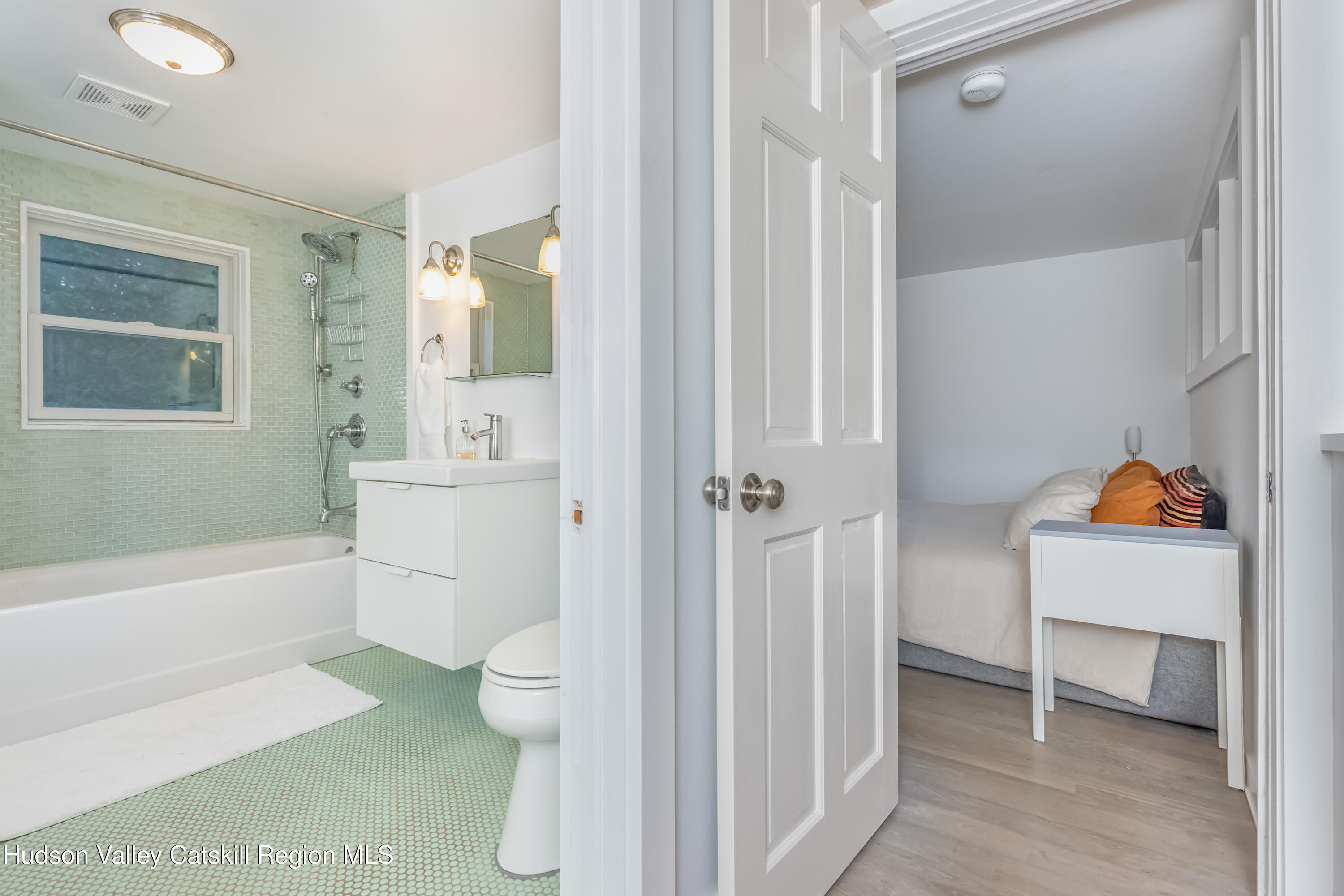 Accord, New York 12404, United States, 3 Bedrooms Bedrooms, ,2 BathroomsBathrooms,Residential,Active,179347