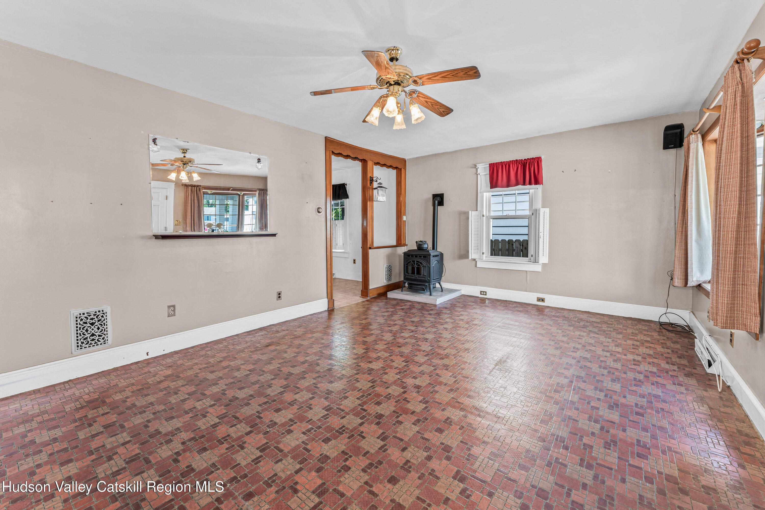 429 Albany Avenue, Kingston, New Mexico image 6