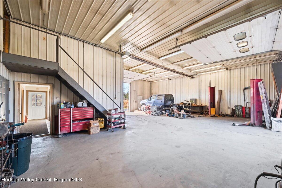 Gardiner, New York 12525, United States, 3 Bedrooms Bedrooms, ,Residential,Pending,35522