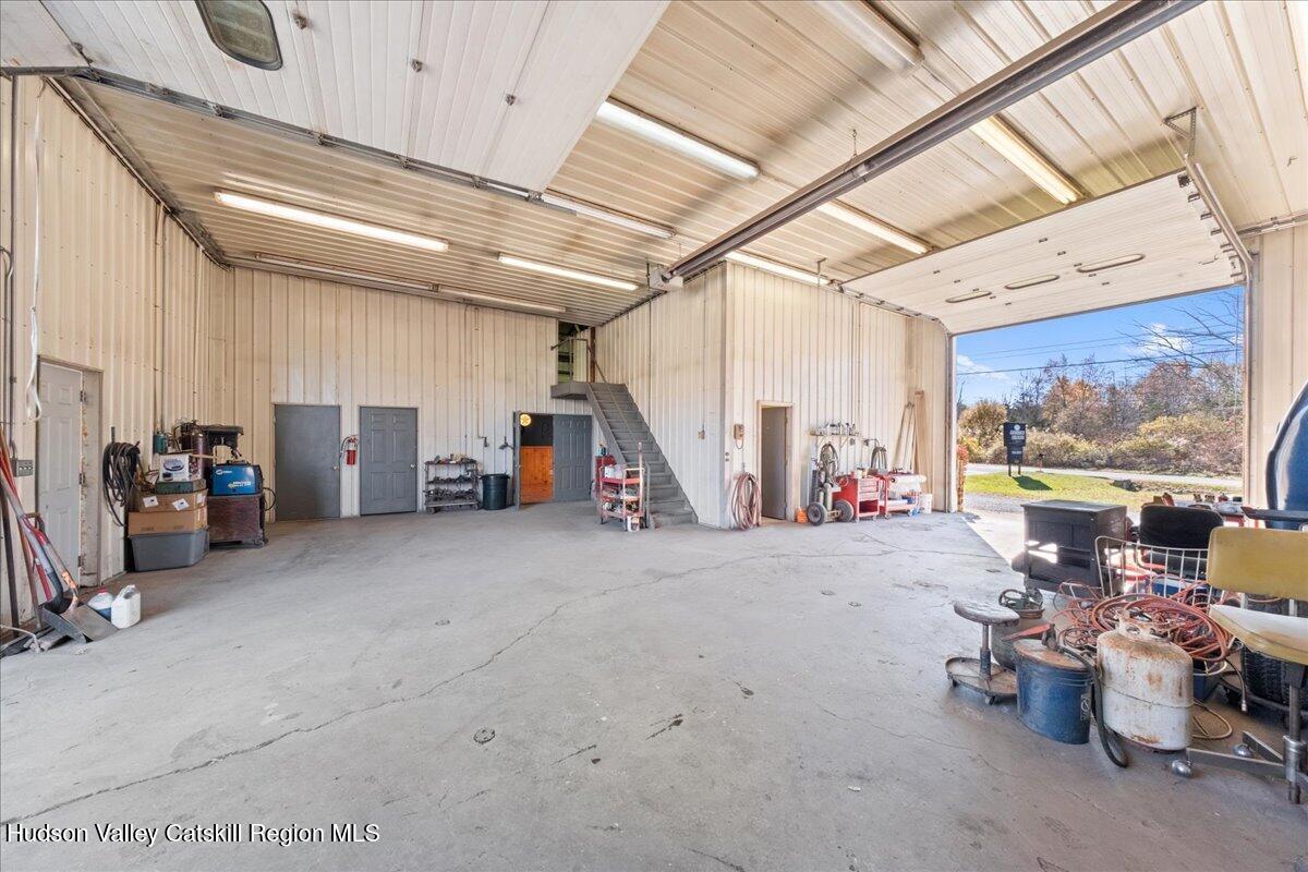 Gardiner, New York 12525, United States, 3 Bedrooms Bedrooms, ,Residential,Pending,35522