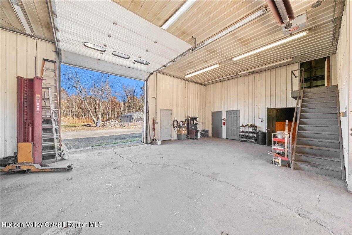 Gardiner, New York 12525, United States, 3 Bedrooms Bedrooms, ,Residential,Pending,35522