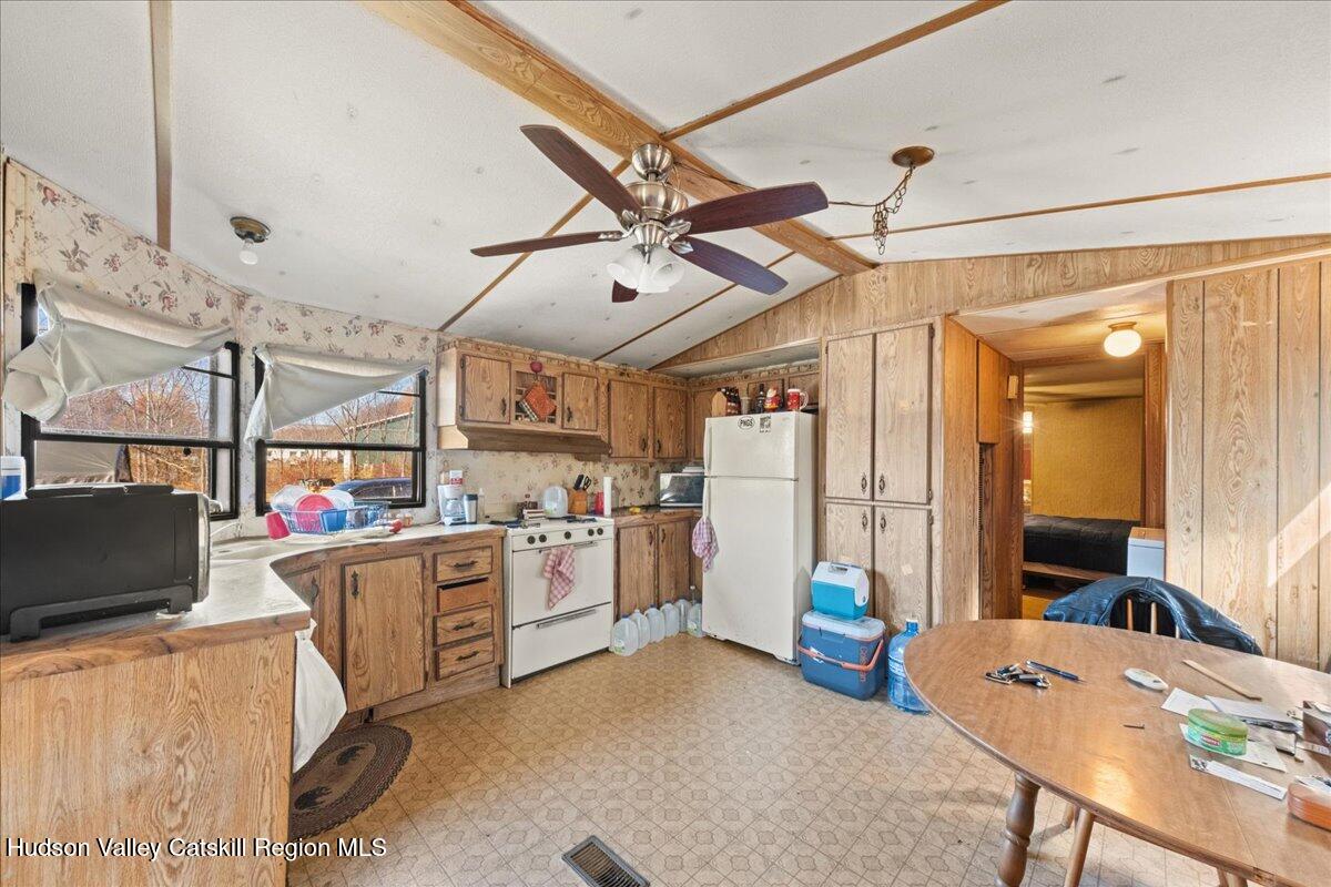 Gardiner, New York 12525, United States, 3 Bedrooms Bedrooms, ,Residential,Pending,35522