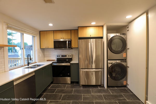 730 BROADWAY # 2, KINGSTON, NY 12401 - Image 3033fb428ffc3a6ade82f8be2b7635e5/4069913738