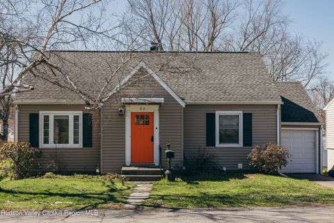Photo of 32 Ten Broeck Avenue, Hudson, NY 12534 (MLS # 20261782)