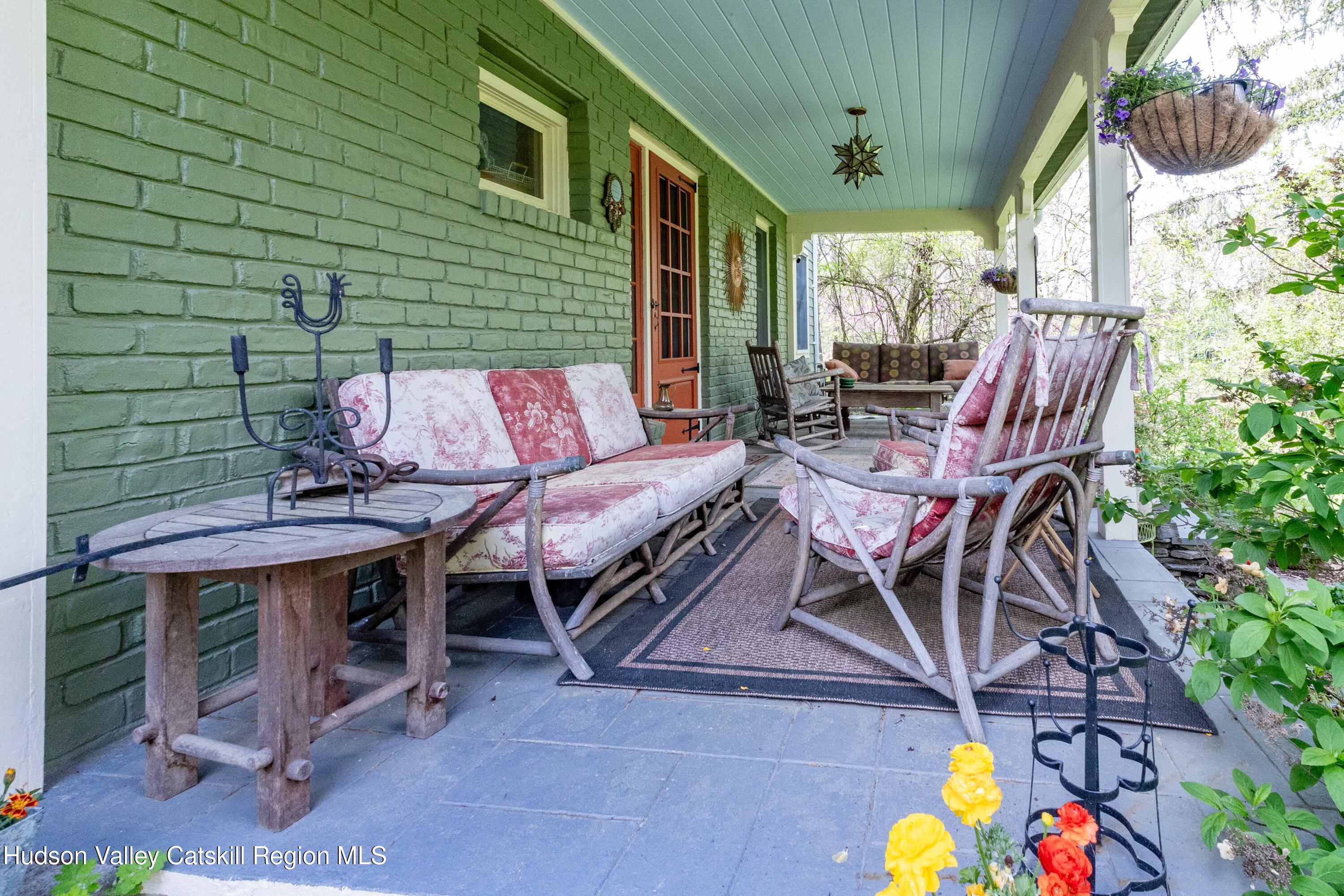 40 W Hanzl Lane, Saugerties, Texas image 3