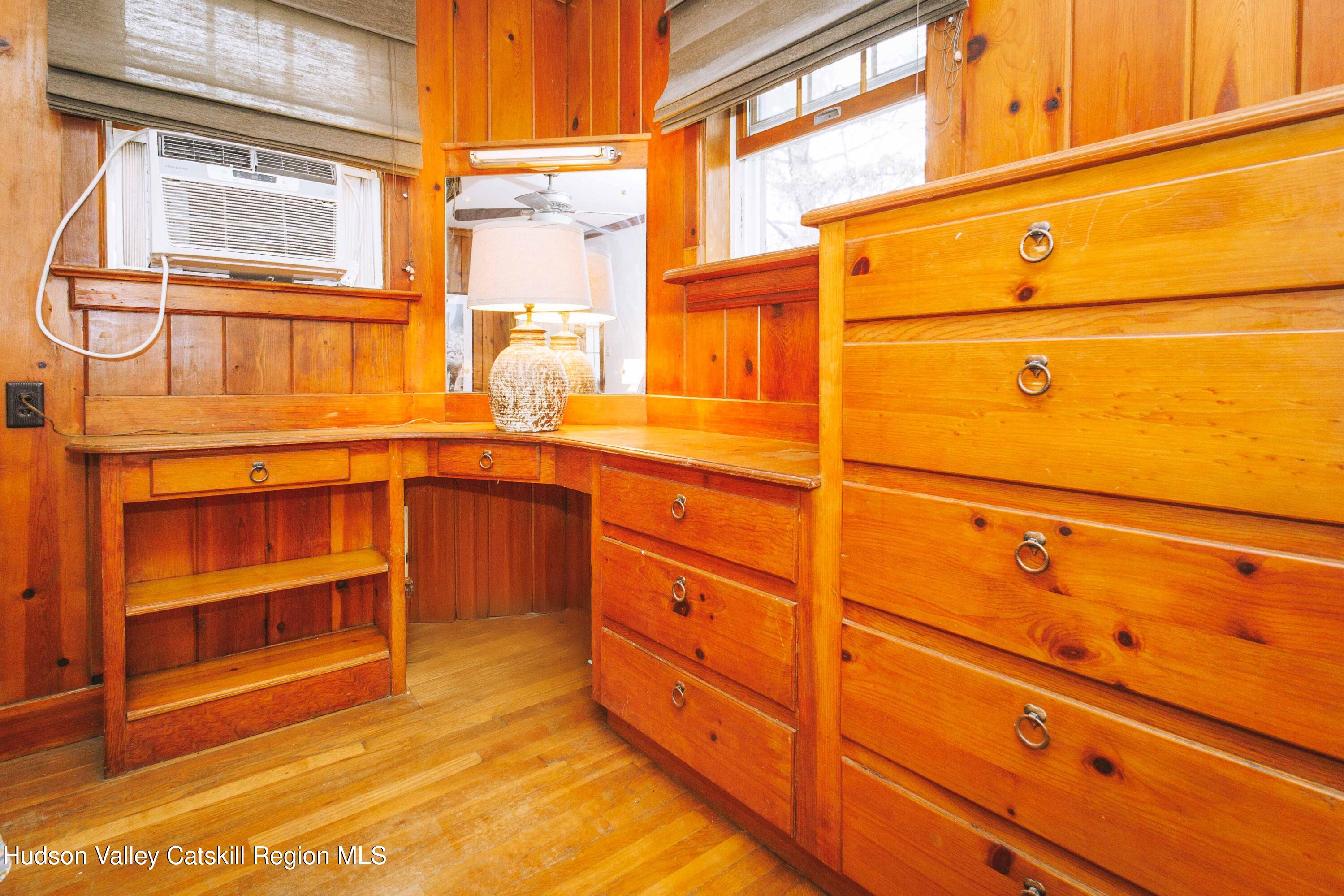 40 W Hanzl Lane, Saugerties, Texas image 34