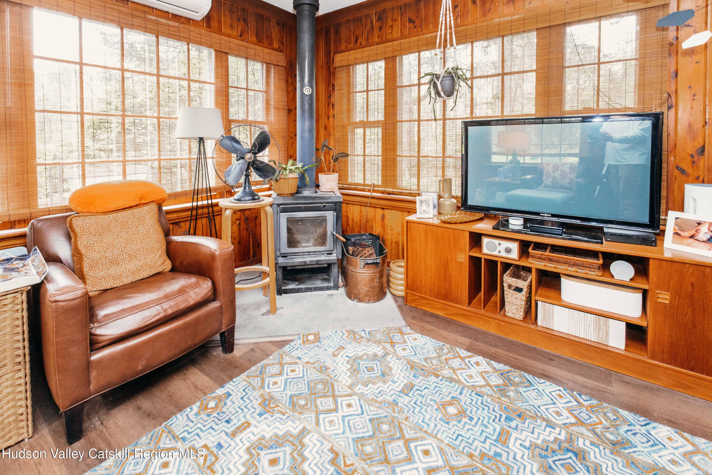 40 W Hanzl Lane, Saugerties, Texas image 21