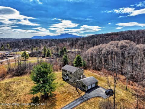 Photo of 14 Durham Woods Road, Durham, NY 12422 (MLS # 20261386)