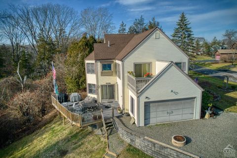 Homes For Sale - 66 Castle Point<br/> Greene County, Athens, NY 12015