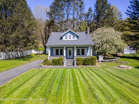 Photo of 330 Pine Bush Road, Stone Ridge, NY 12484 (MLS # 20262137)