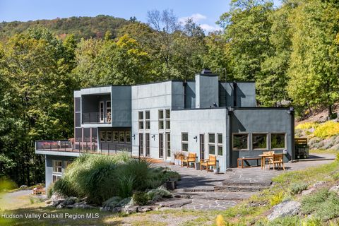 Photo of 306 Meads Mountain Road, Woodstock, NY 12498 (MLS # 20260652)