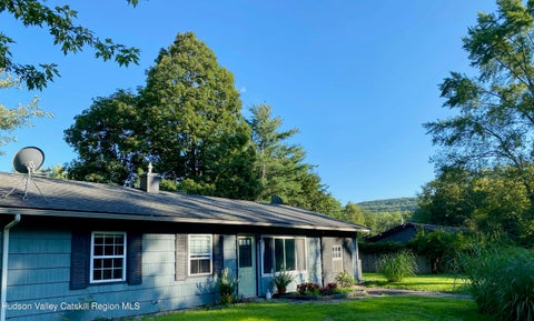 Homes For Sale - 21 Overlook Drive<br/> Woodstock, NY 12498
