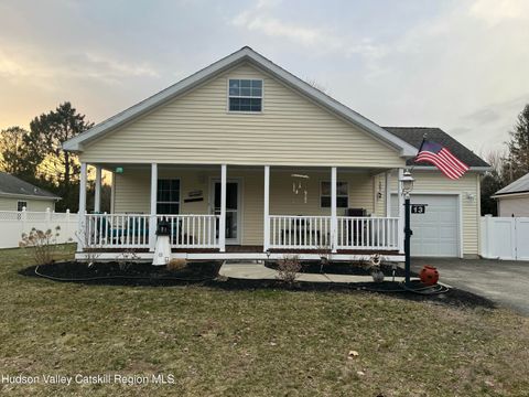 Photo of 13 Mahoney Road, Stuyvesant, NY 12173 (MLS # 20260956)