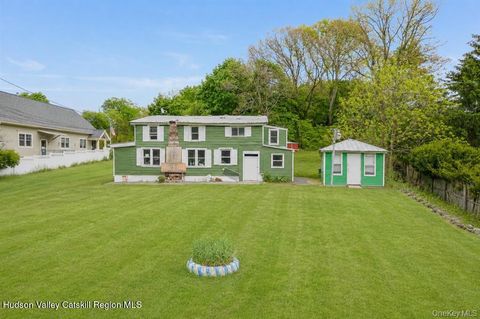 Multifamily For Sale - 25 Phillips Avenue<br/> Ulster County, Highland, NY 12528