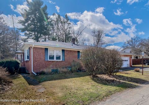 Homes For Sale - 377 E Chester Street<br/> Kingston, NY 12401