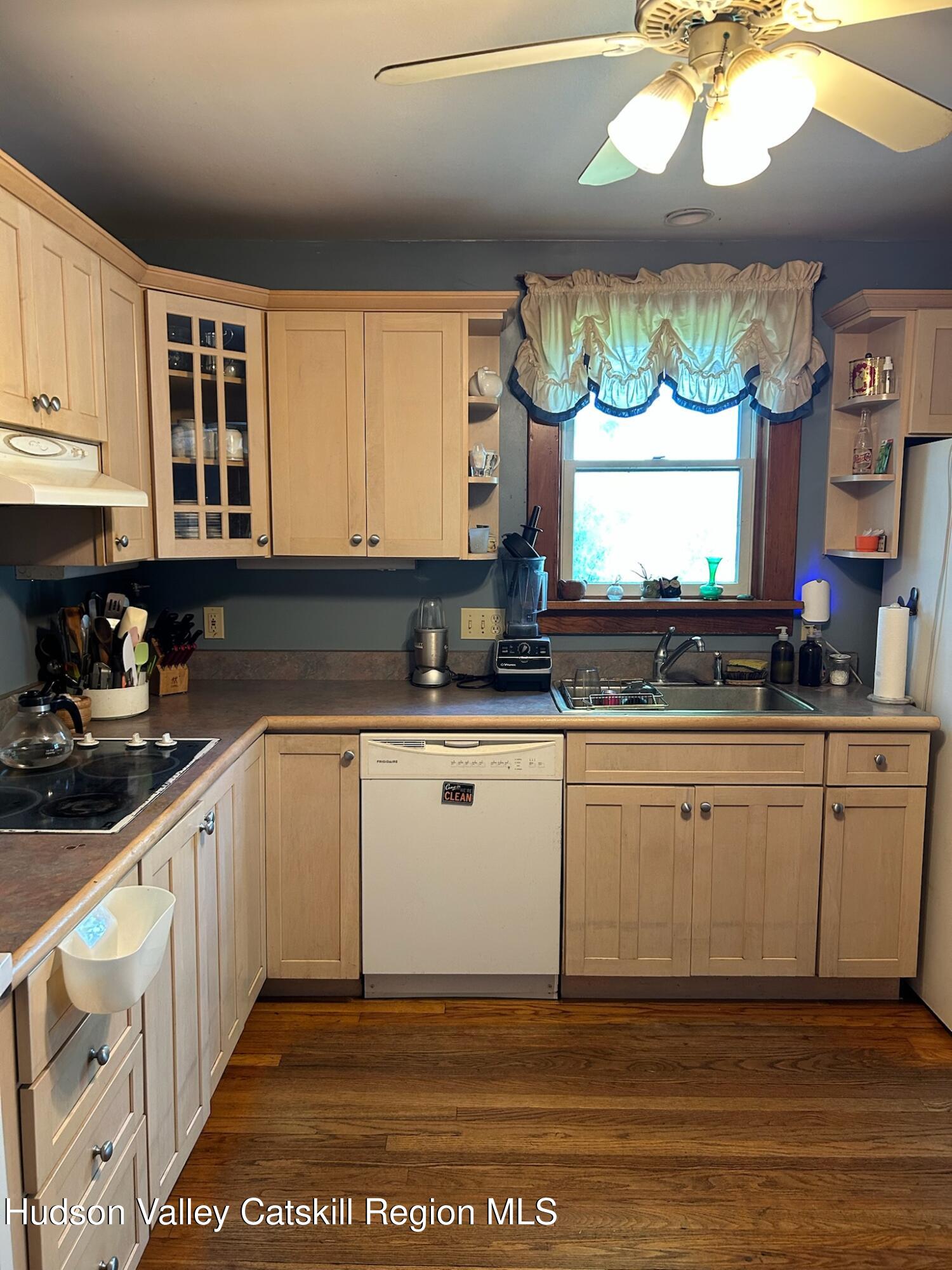 8874 Route 9w Street, Athens, Texas image 8